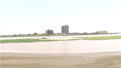 International News: Nile River water decline sparks alarm in Sudan